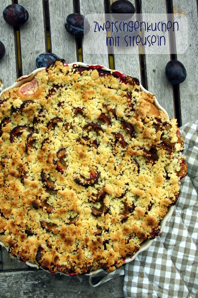 Zwetschgenkuchen mit Streuseln